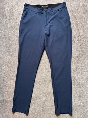 Men’s Travis Mathew Lifestyle Lightweight Golf Pants Size 32x32 Navy Blue